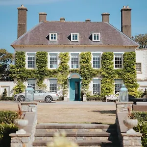 Gileston Manor Estate Barry